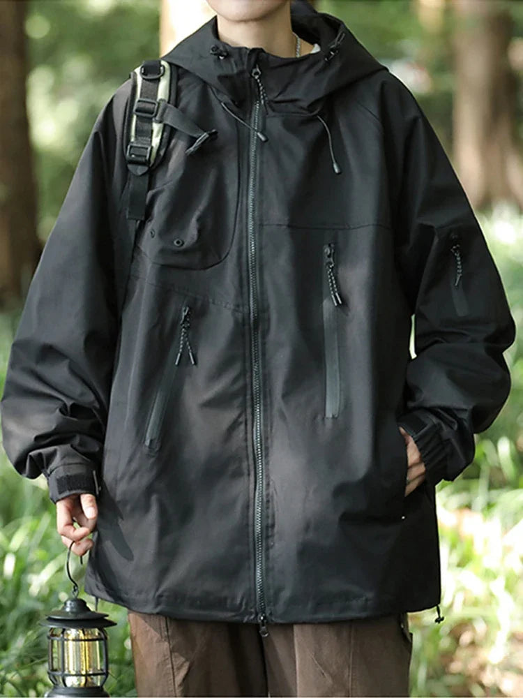 zip-up streetwear jacket, fall/winter fashion, men's streetwear fashion, trendy oversized fit, urban techwear design, modern