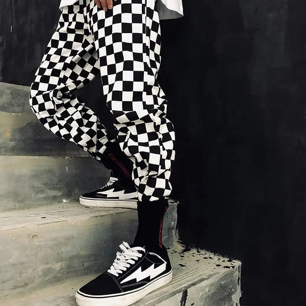 white black plaid joggers pants men hip hop retro checkered casual pants women streetwear fashionable ankle zip sweat pants male streetwear sweatpants