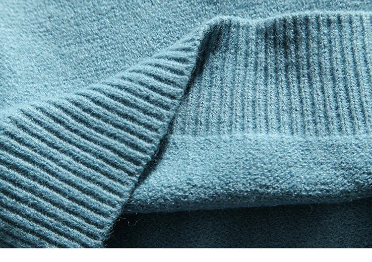 grunge knit sweater with heavyweight fabric, layered urban look for cold weather, street fashion menswear trend for seasonal 