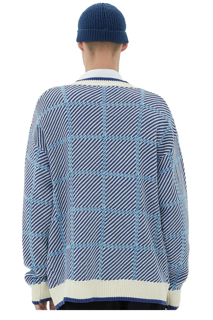 oversized flame jumper with bold print, ideal for photo-ready Y2K streetwear layering, street fashion menswear trend for seas