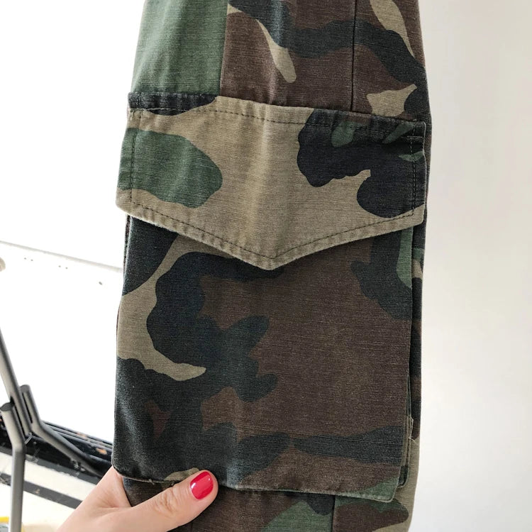 camouflage cargo pants men vintage side multi pocket button mens camou straight trousers streetwear military overalls for male unique cargo style 2090