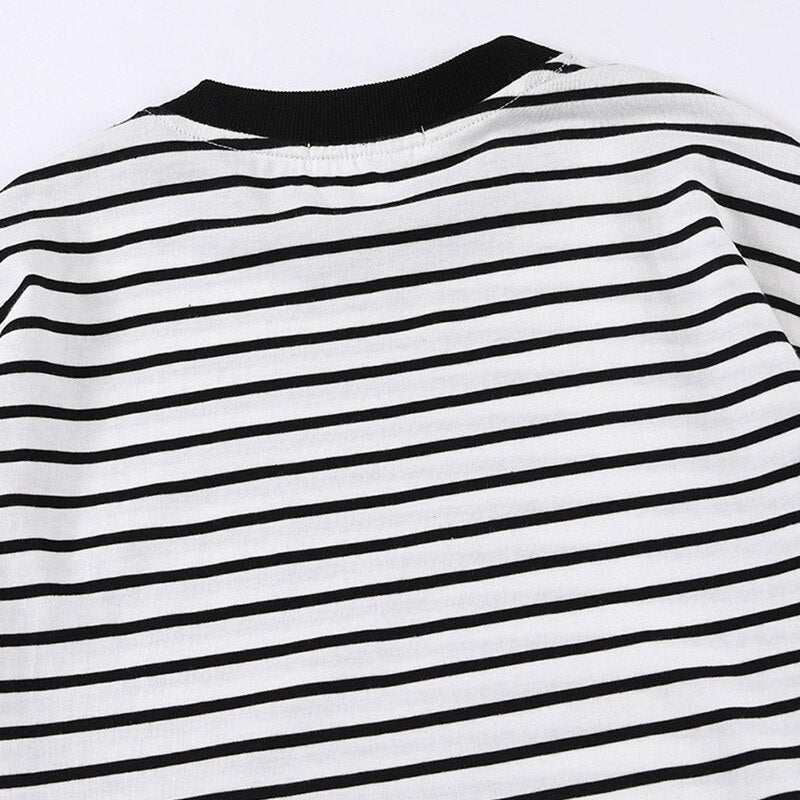"Fake Love" Unisex Men Women Streetwear Graphic Sweatshirt Daulet Apparel