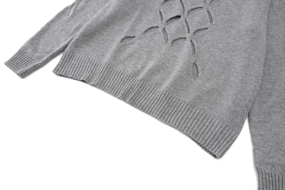 oversized flame jumper with bold print, ideal for photo-ready Y2K streetwear layering, street fashion menswear trend for seas