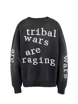 loose fit o-neck sweater, daily wear knit, cozy fashion fit, stylish street outfit, modern aesthetic appeal