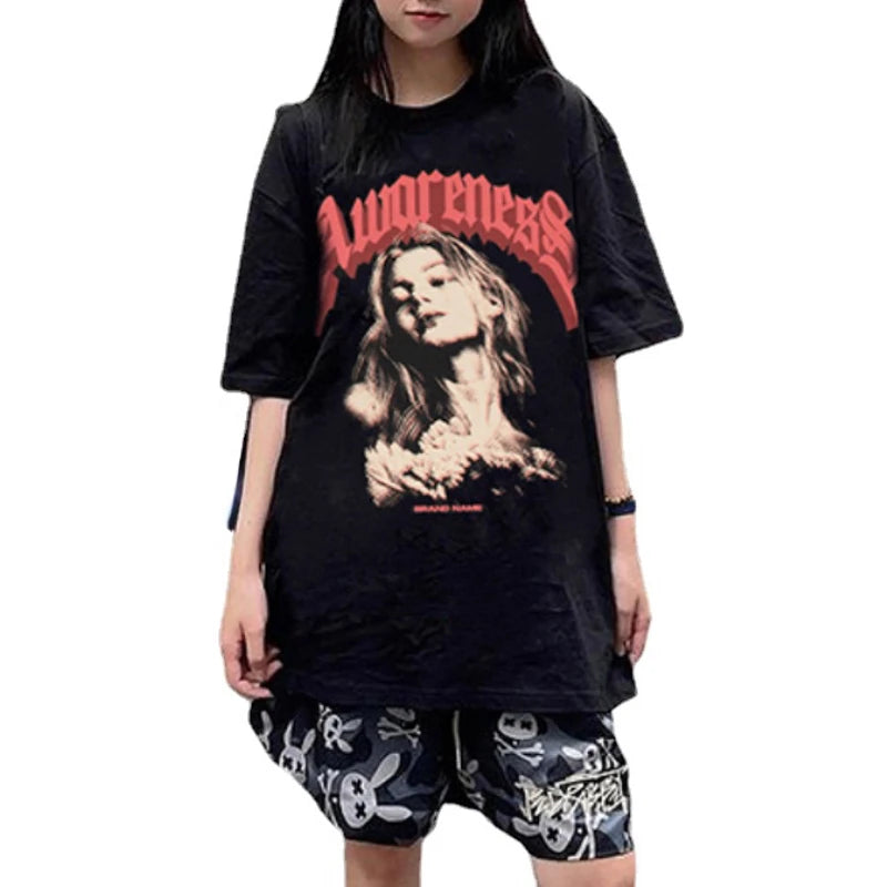 Anime Aesthetic piece – Anime Women Printed T Shirt Hip Hop Streetwear Mens Oversize
