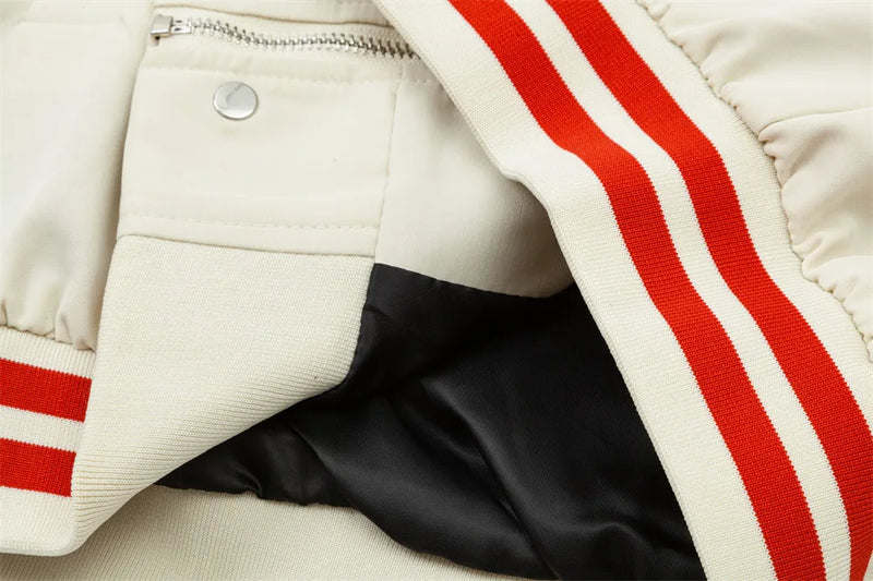 bold street bomber, high-street style, stylish modern outerwear, premium street look, trendsetting streetstyle