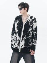 grunge pullover streetwear, modern knitwear, cozy fashion fit, stylish street outfit, modern aesthetic appeal