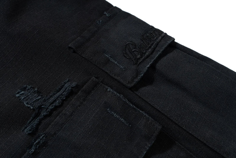 vintage ripped damaged black cargo shorts for men high street wide leg baggy overalls distressed summer knee length pants unique cargo style 145