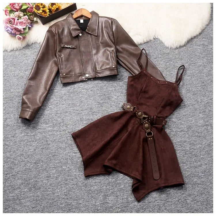 Retro hot girl camisole irregular big swing skirt short leather jacket coffee color set two piece sets womens outifits dress