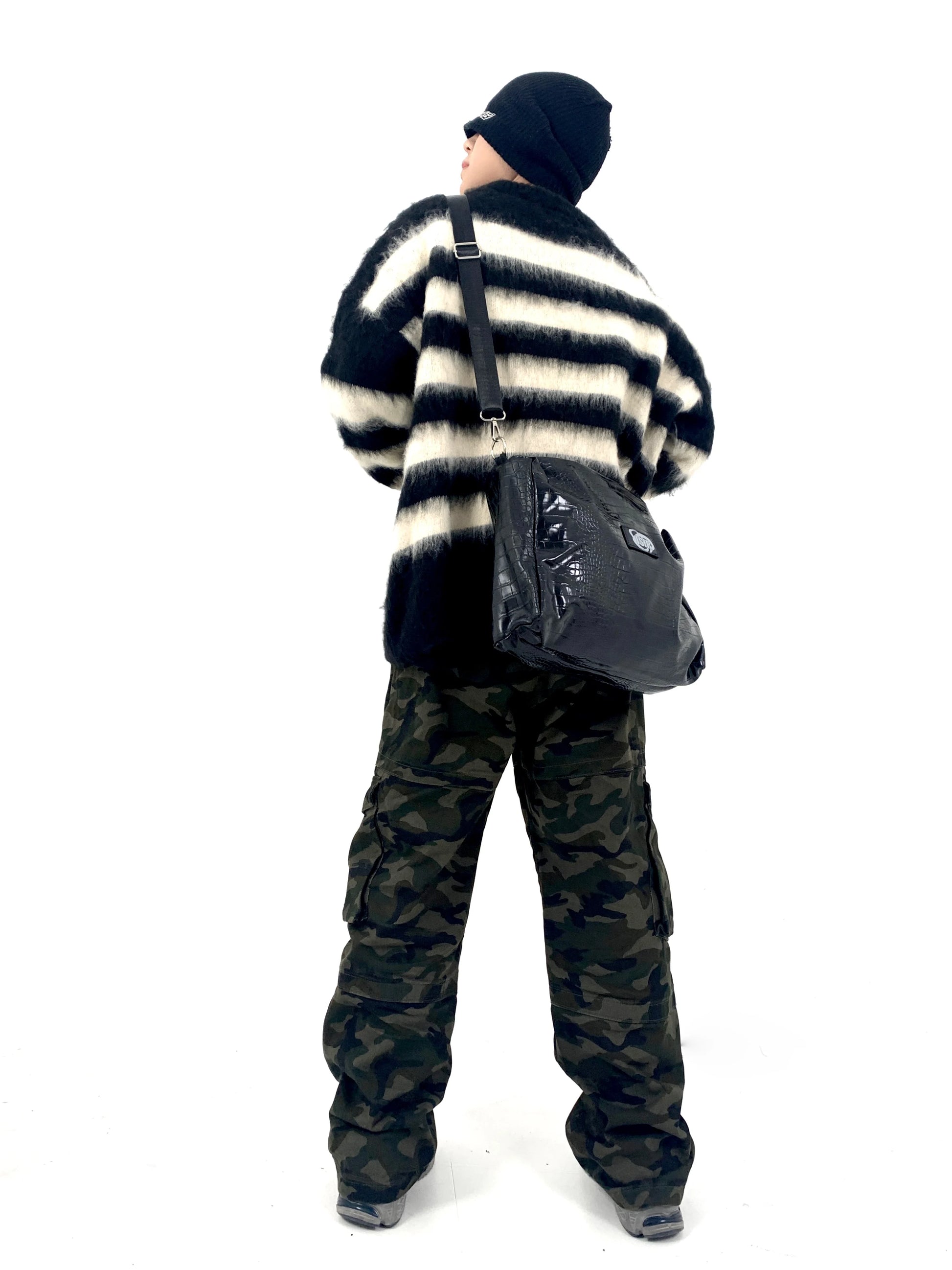 y2k knitted sweater, photo-ready sweater, cozy fashion fit, stylish street outfit, modern aesthetic appeal