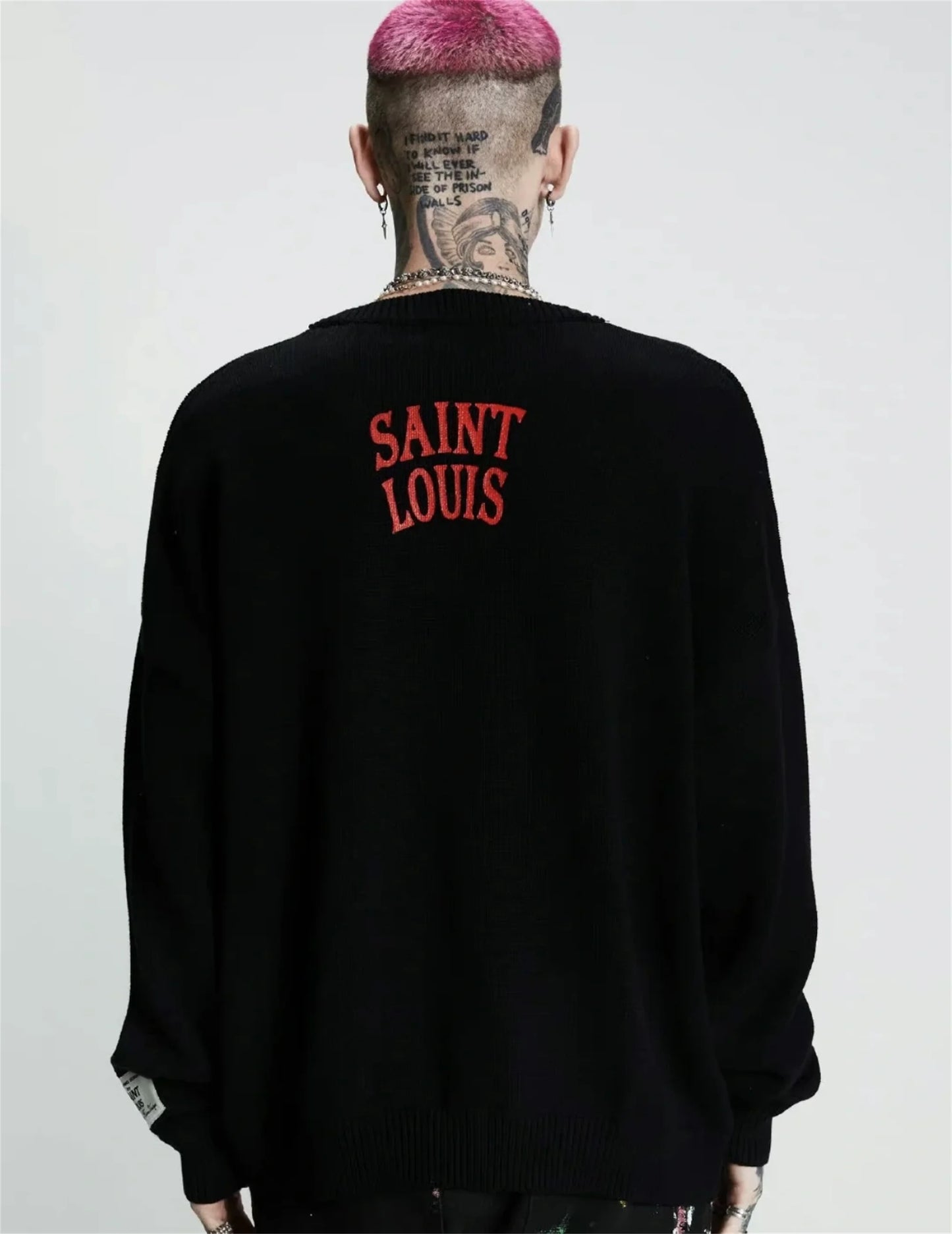minimalist street knit, unisex streetwear, cozy fashion fit, stylish street outfit, modern aesthetic appeal