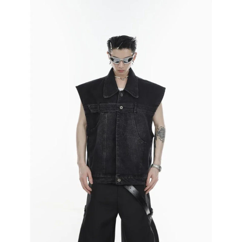 minimalist street zip-up, streetwear for men, fall streetwear outfit, oversized style, layered fashion, modern aesthetic, graphic detail