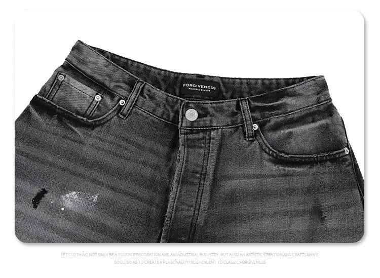 Splashing ink to wash old baggy retro jeans