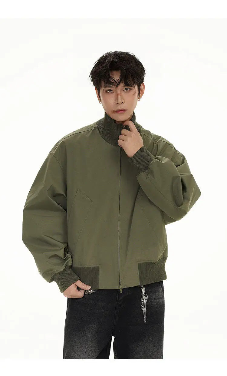 retro baseball outerwear, daily essential, men's streetwear fashion, trendy oversized fit, urban techwear design, modern hip 