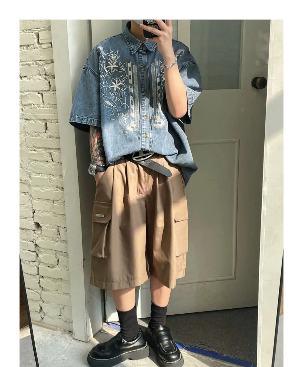 Retro embroidered denim shirts for men and women in summer loose Hong Kong style distressed short-sleeved Polo