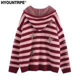 grunge pullover streetwear, modern knitwear, cozy fashion fit, stylish street outfit, modern aesthetic appeal