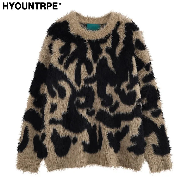 loose fit o-neck sweater, daily wear knit, cozy fashion fit, stylish street outfit, modern aesthetic appeal