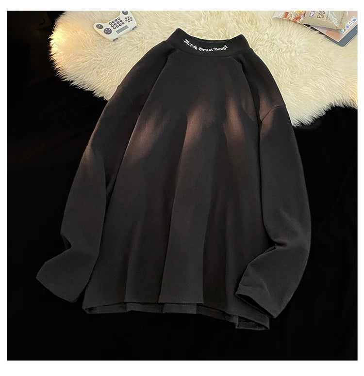 Autumn Winter Warm Classic Long Sleeve Bottoming Shirt Gothic Style Embroidery Design Man Half-high Neck Tops Loose Male Tshirt