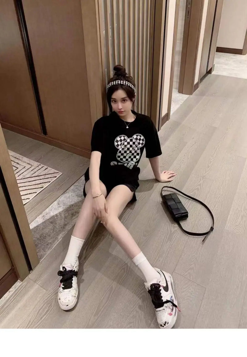 Gothic Aesthetic print tee – New Luxury Sweet Girl Giraffe Diamonds Crystals T Shirts Kor