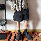 vintage ripped damaged black cargo shorts for men high street wide leg baggy overalls distressed summer knee length pants multi-pocket cargos
