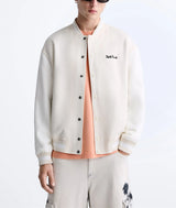 grunge oversized outerwear, photo-ready streetwear, men's streetwear fashion, oversized urban jacket, high quality cold-weath