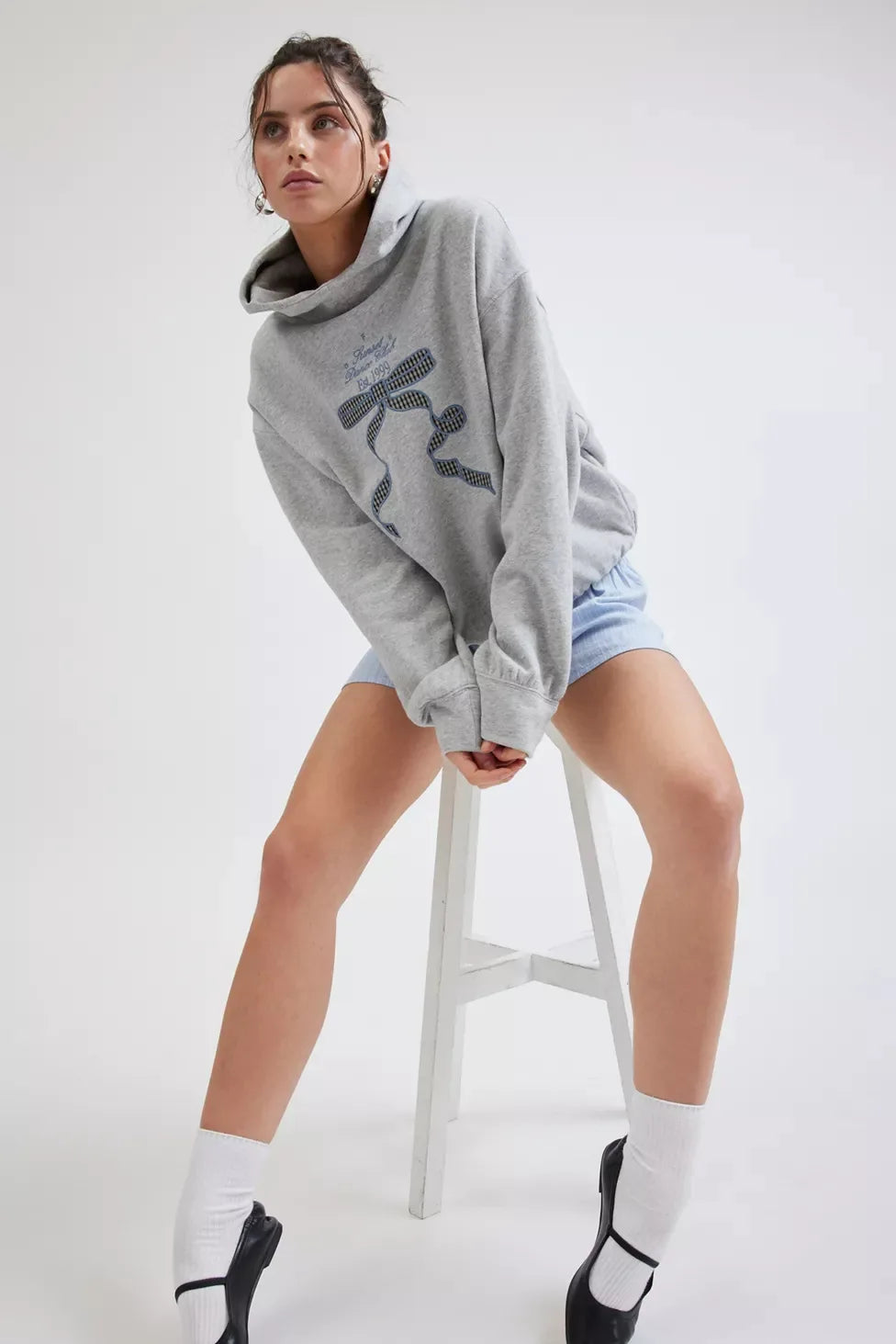 Y2k Long Sleeved Pullover Hoodie Cartoon Bow Embroidery Tops Streetwear Vintage Hoodie School Outfit Punk
