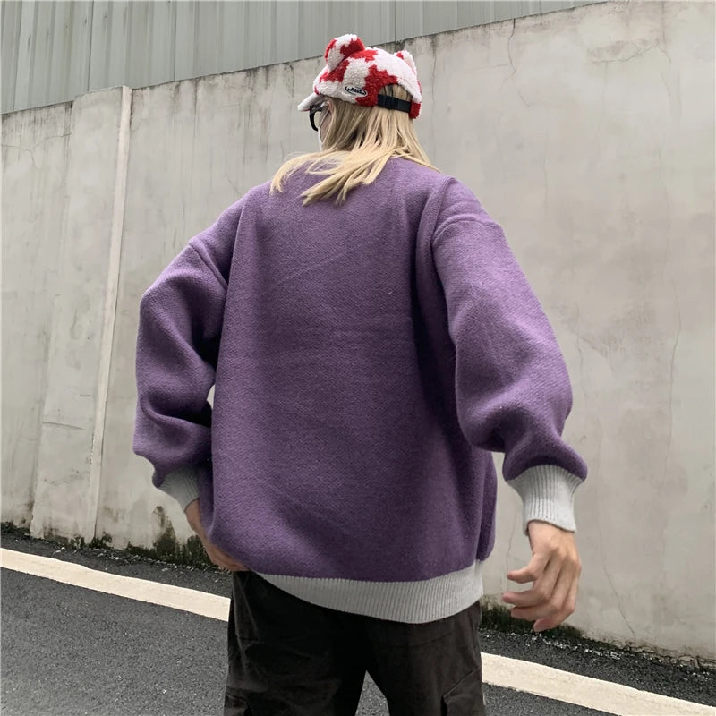 loose fit o-neck sweater, daily wear knit, cozy fashion fit, stylish street outfit, modern aesthetic appeal