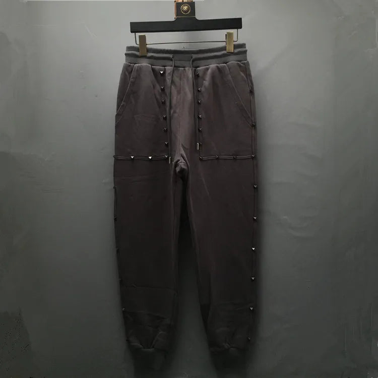 high new novelty luxury men 2022 classic full metal rivets pockets comfortable cotton parkour sweat casual pants sweatpants d50 unique joggers style 4418