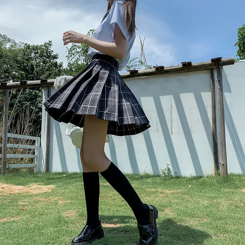 Jk Uniforms Gyaru School Uniform for Girl Student Pleated Skirt Uniform Set Women Short Sleeve Bow Tie Seifuku Japanese Style