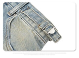 Straight Jeans with torn knees
