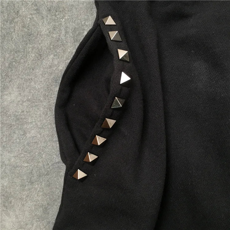 New Novelty high quality Men Luxury Side Metal Rivets Comfortable Classic Striped Skateboard Street Cotton Casual Shorts #D51