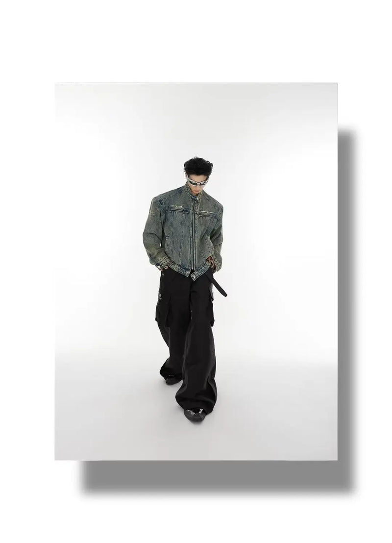 oversized grunge coat, photo-ready drip, for men, fall streetwear outfit, oversized style, layered fashion, modern aesthetic, graphic detail