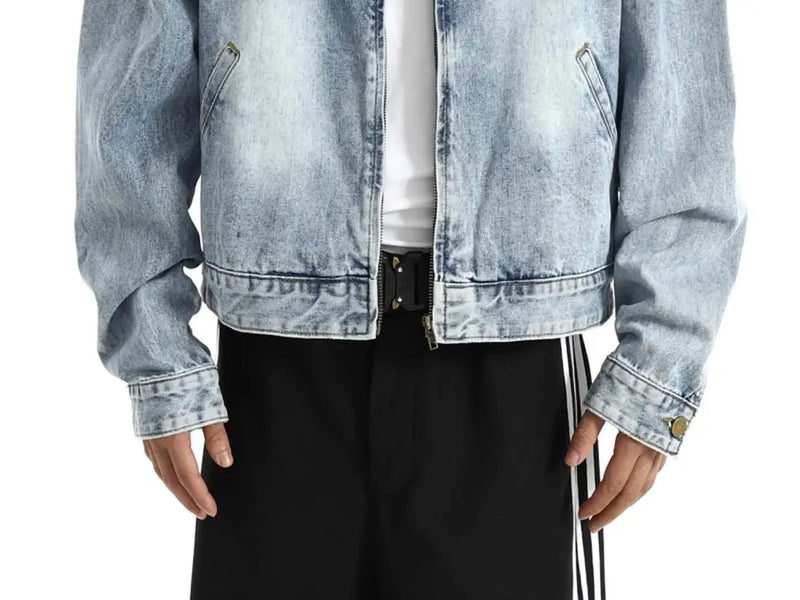 zip-up streetwear coat, 2025 outerwear trend, men's streetwear fashion, oversized urban jacket, high quality cold-weather coa