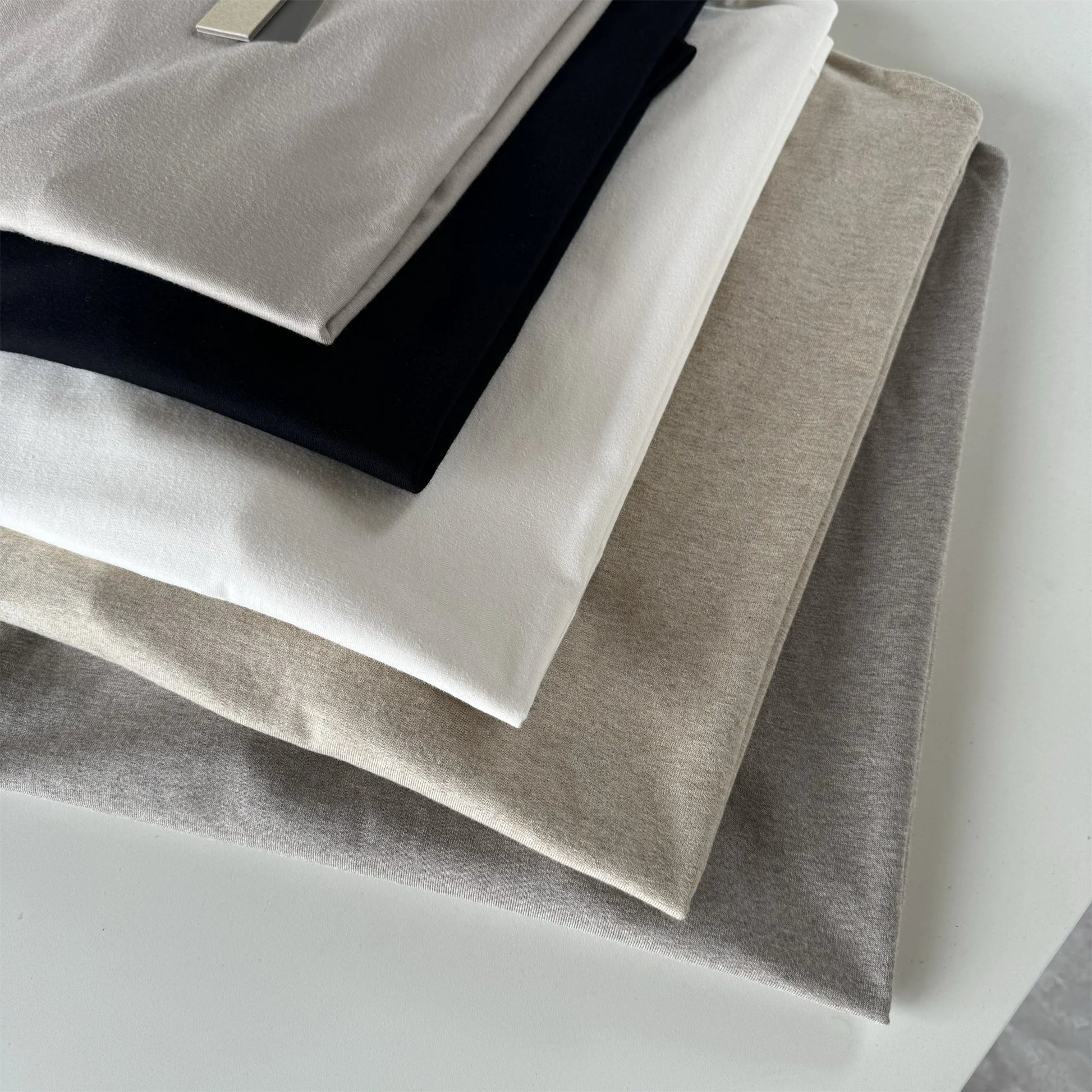 grunge oversized shirt style