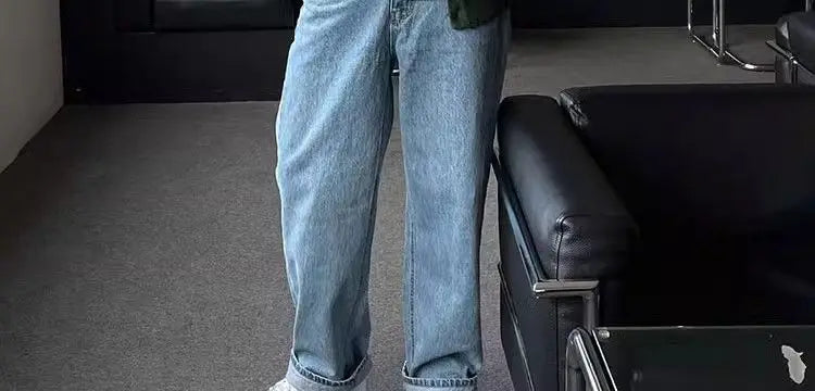 grunge knit sweater with heavyweight fabric, layered urban look for cold weather, street fashion menswear trend for seasonal 