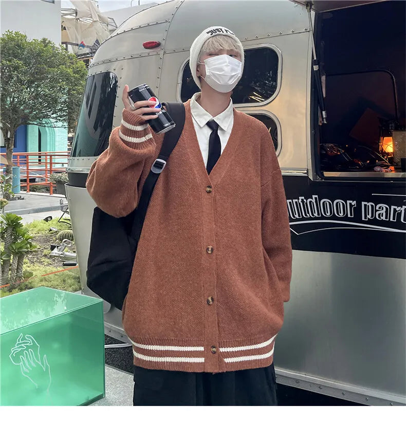 retro graphic hoodie, high-street urban outfit for cozy layering in cold seasons, mens fashion layer for modern streetwear co