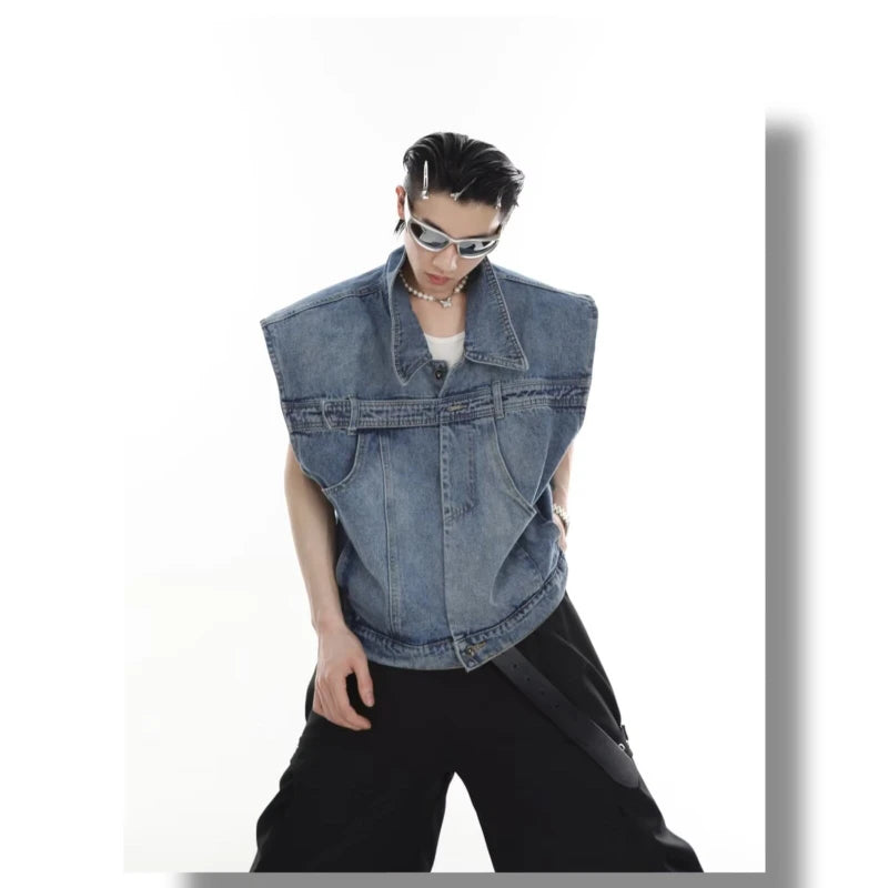 oversized grunge coat, photo-ready drip, for men, fall streetwear outfit, oversized style, layered fashion, modern aesthetic, graphic detail