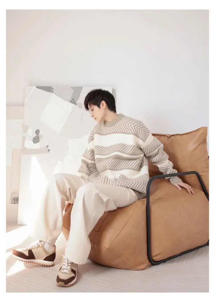 oversized flame jumper with bold print, ideal for photo-ready Y2K streetwear layering, street fashion menswear trend for seas