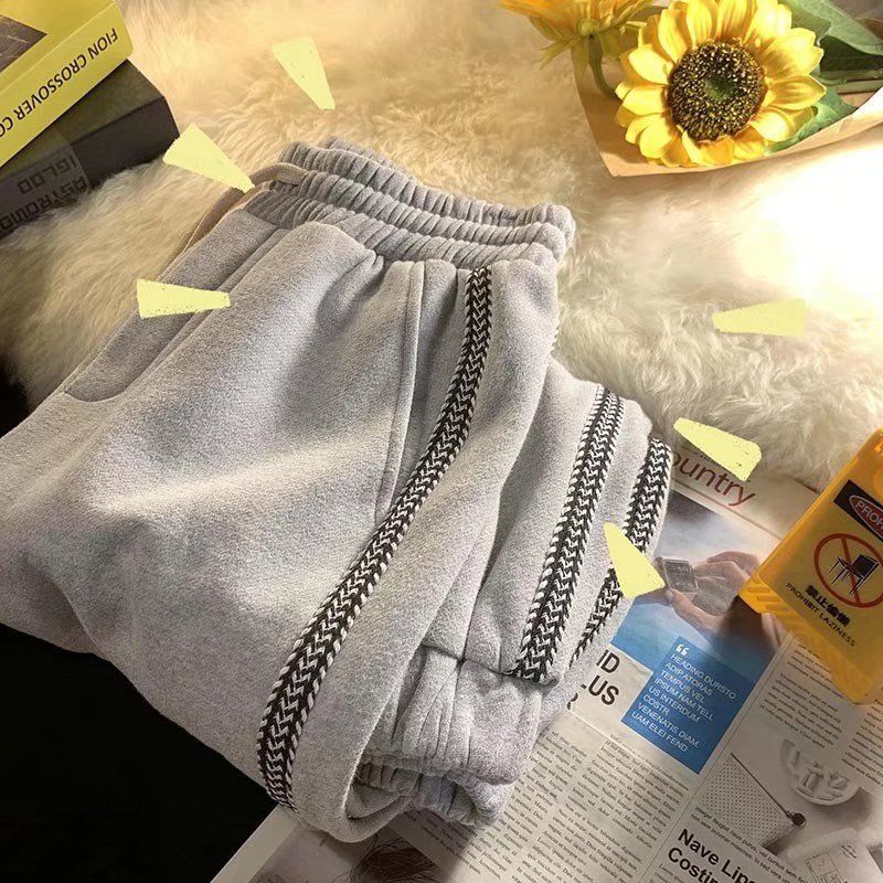 2023 summer new light luxury fashion comfortable casual pants men striped sweatpants casual all match sports pants boutique unique joggers style 4031