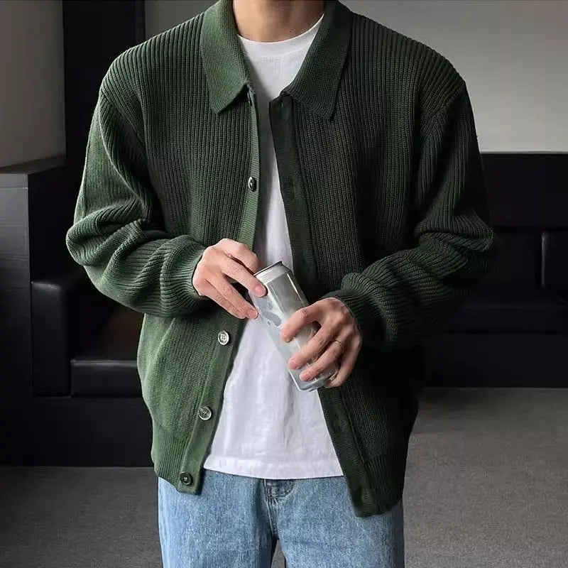grunge knit sweater with heavyweight fabric, layered urban look for cold weather, street fashion menswear trend for seasonal 