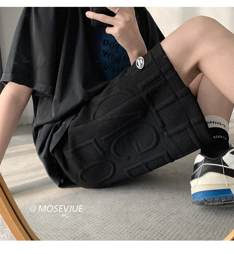 2023 Summer New Light Luxury Fashion Casual Shorts Men Loose All-match Shorts Boutique Clothing Simple Style Shorts Men