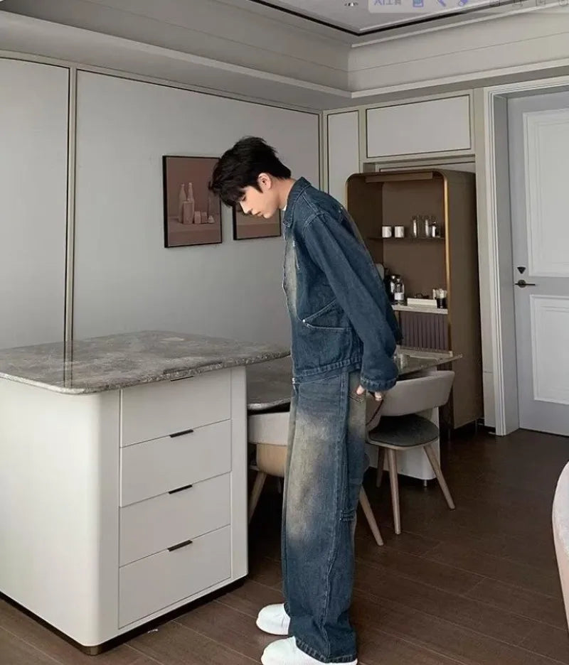 minimalist streetwear jacket, bold fashion piece, aesthetic