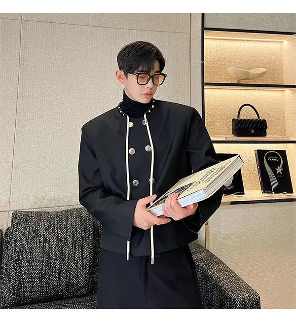 grunge oversized coat, photo-ready design, men's streetwear fashion, trendy oversized fit, urban techwear design, modern hip 