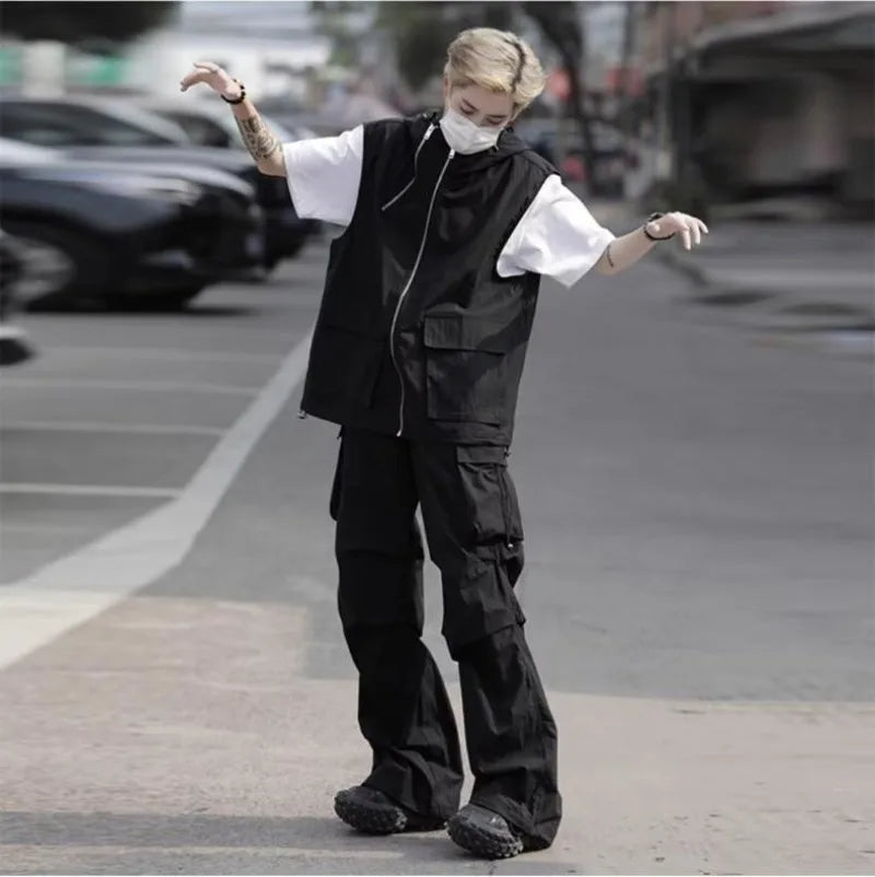 summer casual sleeveless set men hip hop loose hooded vest pockets straight leg cargo pants 2 piece outdoors sports camp suit unique cargo style 4417