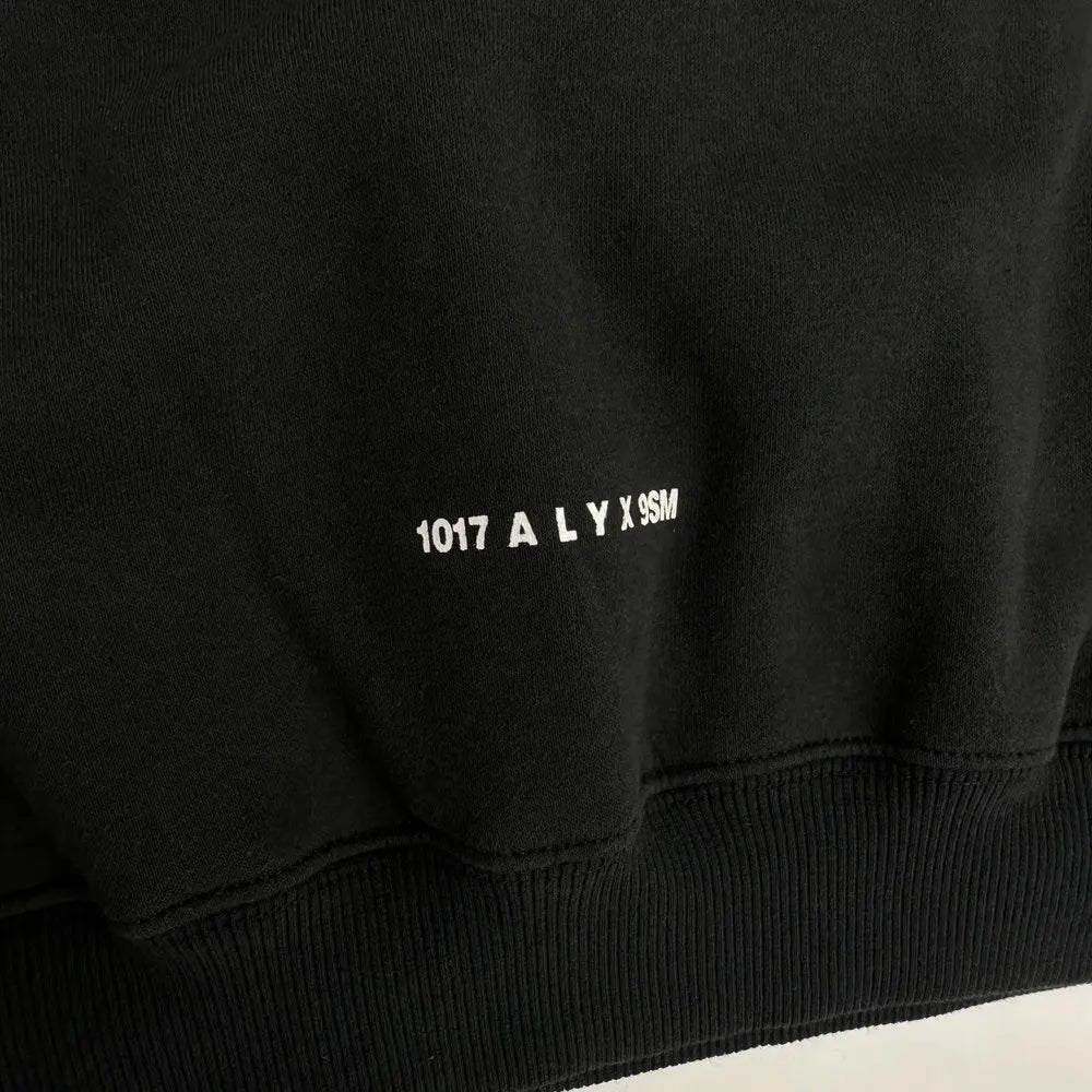 Glitchcore Fashion – Streetwear Fashion for Men & Women