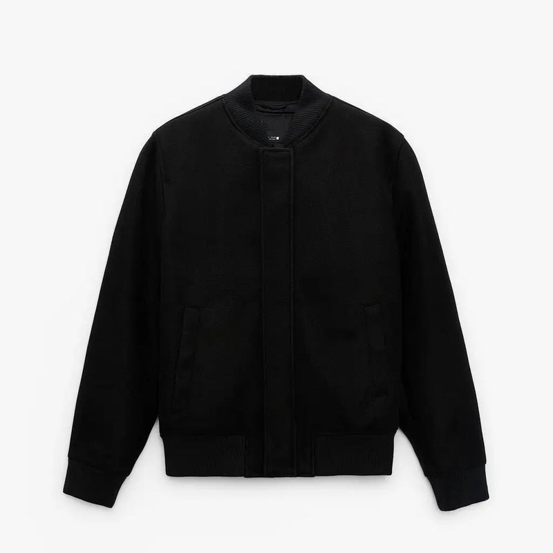 zip-up streetwear coat, 2025 outerwear trend, men's streetwear fashion, oversized urban jacket, high quality cold-weather coa