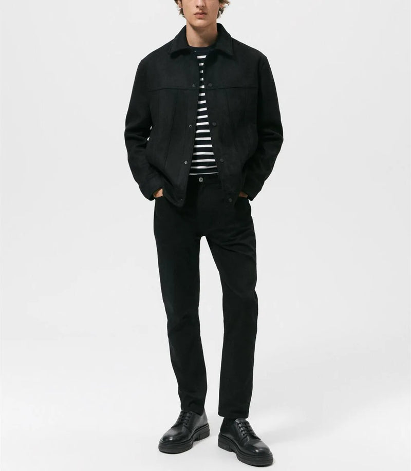 retro baseball varsity, layering staple, stylish modern outerwear, premium street look, trendsetting streetstyle