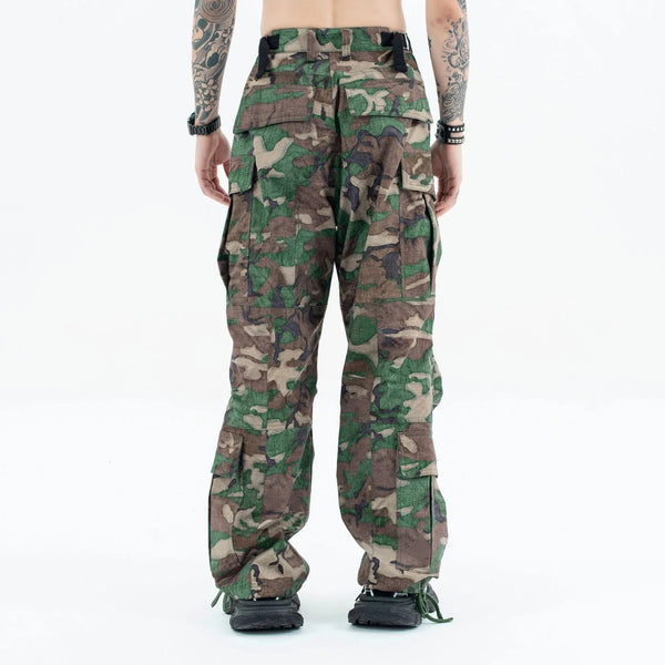 cargo with large pockets multi-pocket cargos
