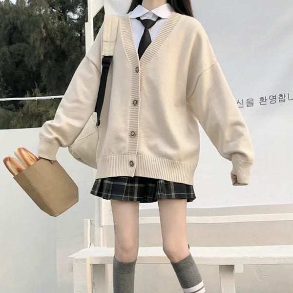 retro graphic hoodie, high-street urban outfit for cozy layering in cold seasons, mens fashion layer for modern streetwear co