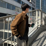 retro baseball varsity, layering staple, stylish modern outerwear, premium street look, trendsetting streetstyle